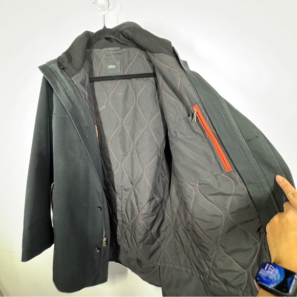 Sanyo Black Insulated Coat Mens Modern Minimalist Winter Jacket - Picture 6 of 14